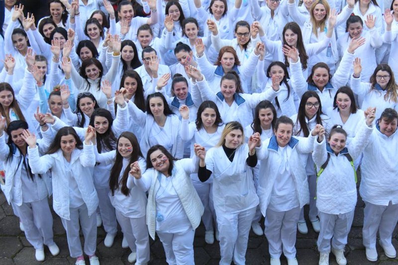 az-stradam-nae-shte-bada-po-silen-457